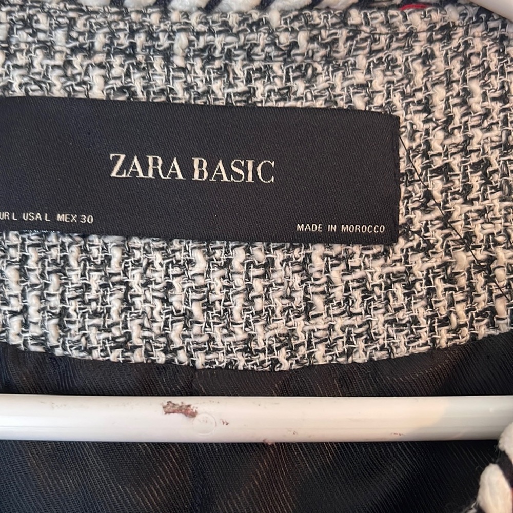 EUC Zara Womens size L black/white/red/ maroon lined blazer